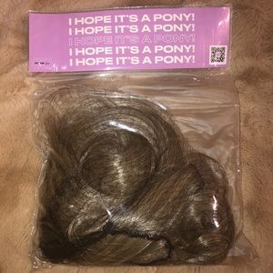 INSERT NAME HERE BRIT PONY ASH BLONDE